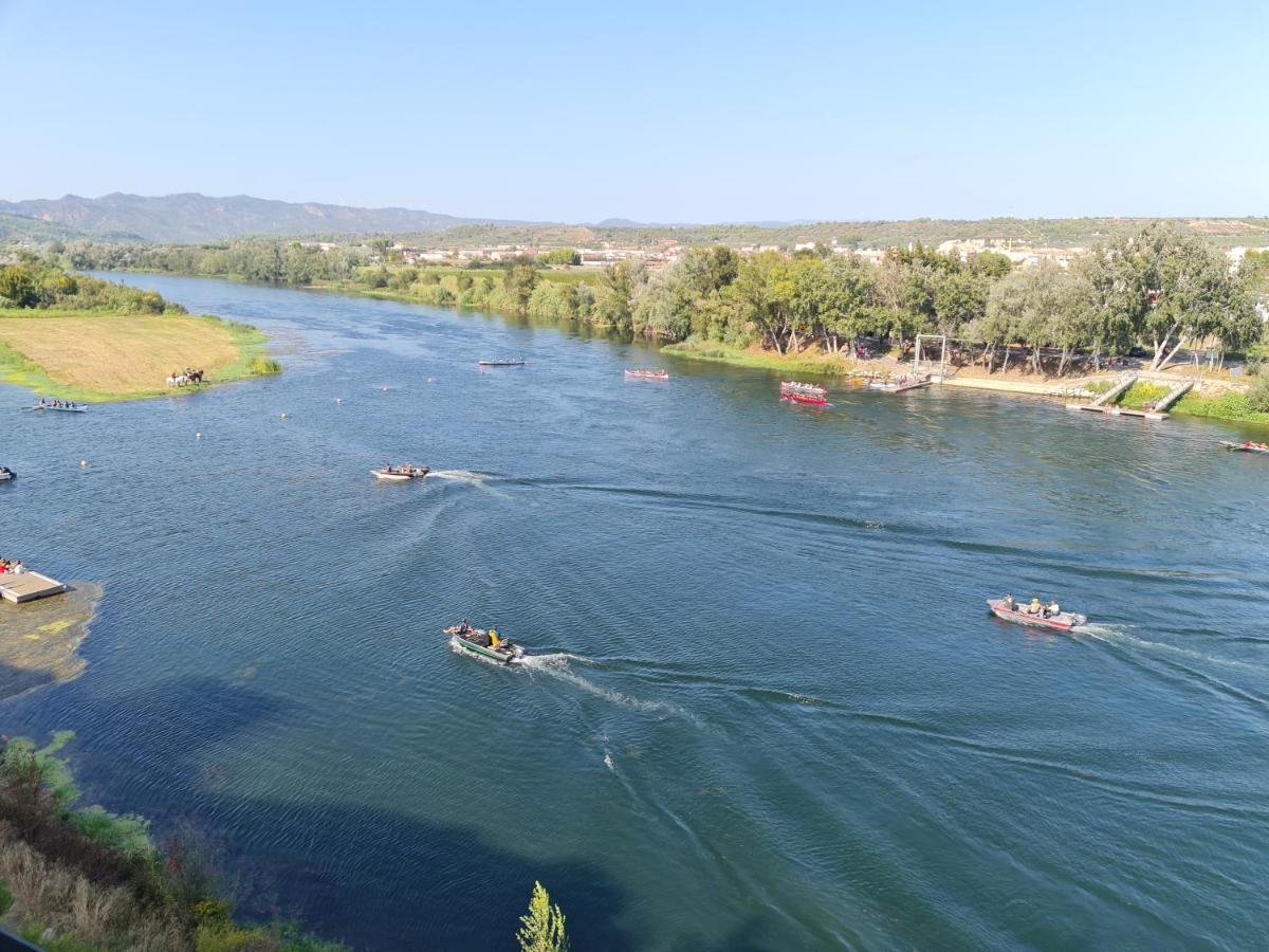 River Ebro Apartments Mora d'Ebre Exterior photo