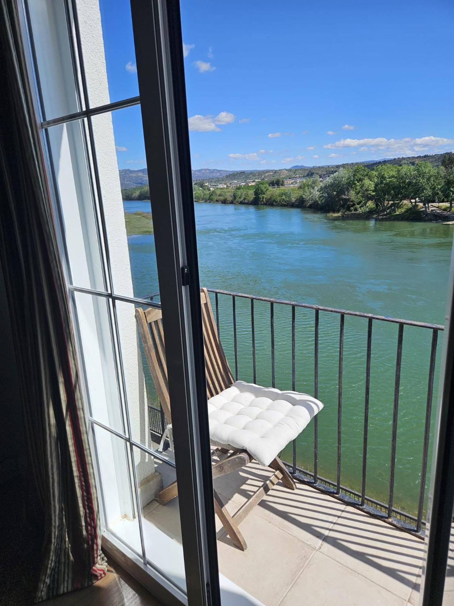 River Ebro Apartments Mora d'Ebre Exterior photo