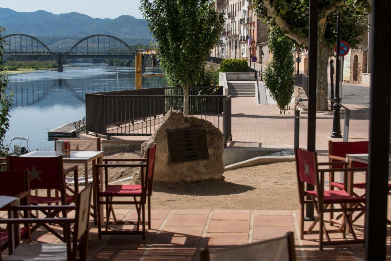 River Ebro Apartments Mora d'Ebre Exterior photo