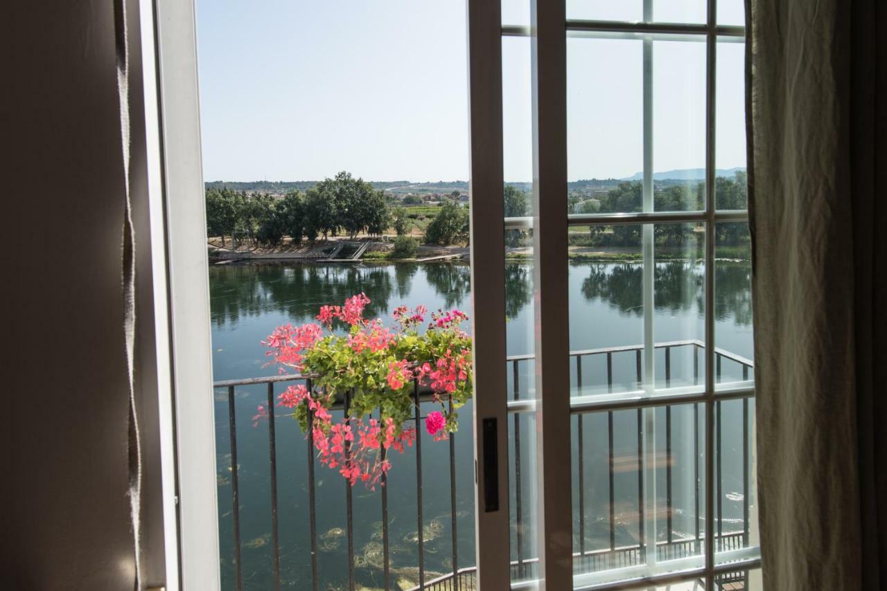 River Ebro Apartments Mora d'Ebre Exterior photo