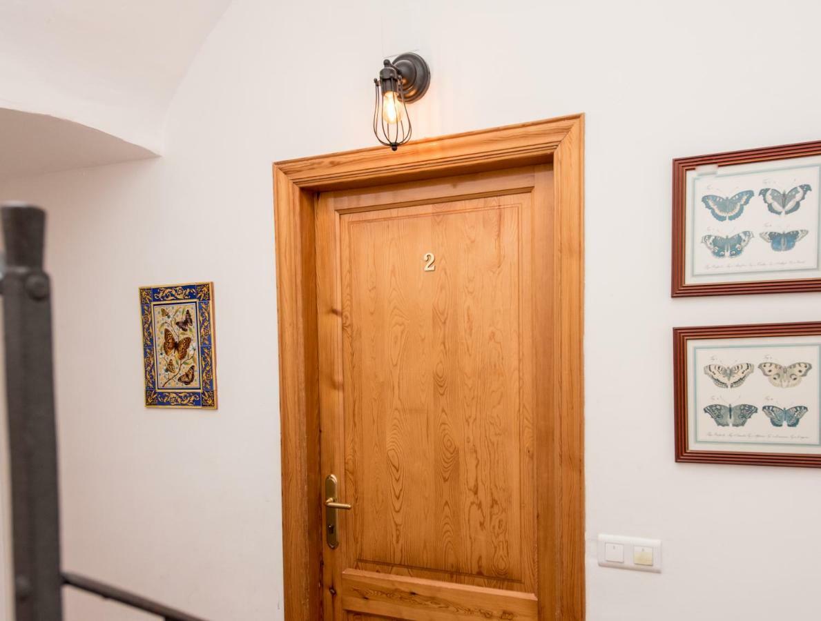 River Ebro Apartments Mora d'Ebre Exterior photo